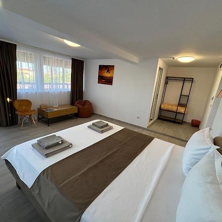 Hotel Born By The Sea Vama Veche Exterior foto