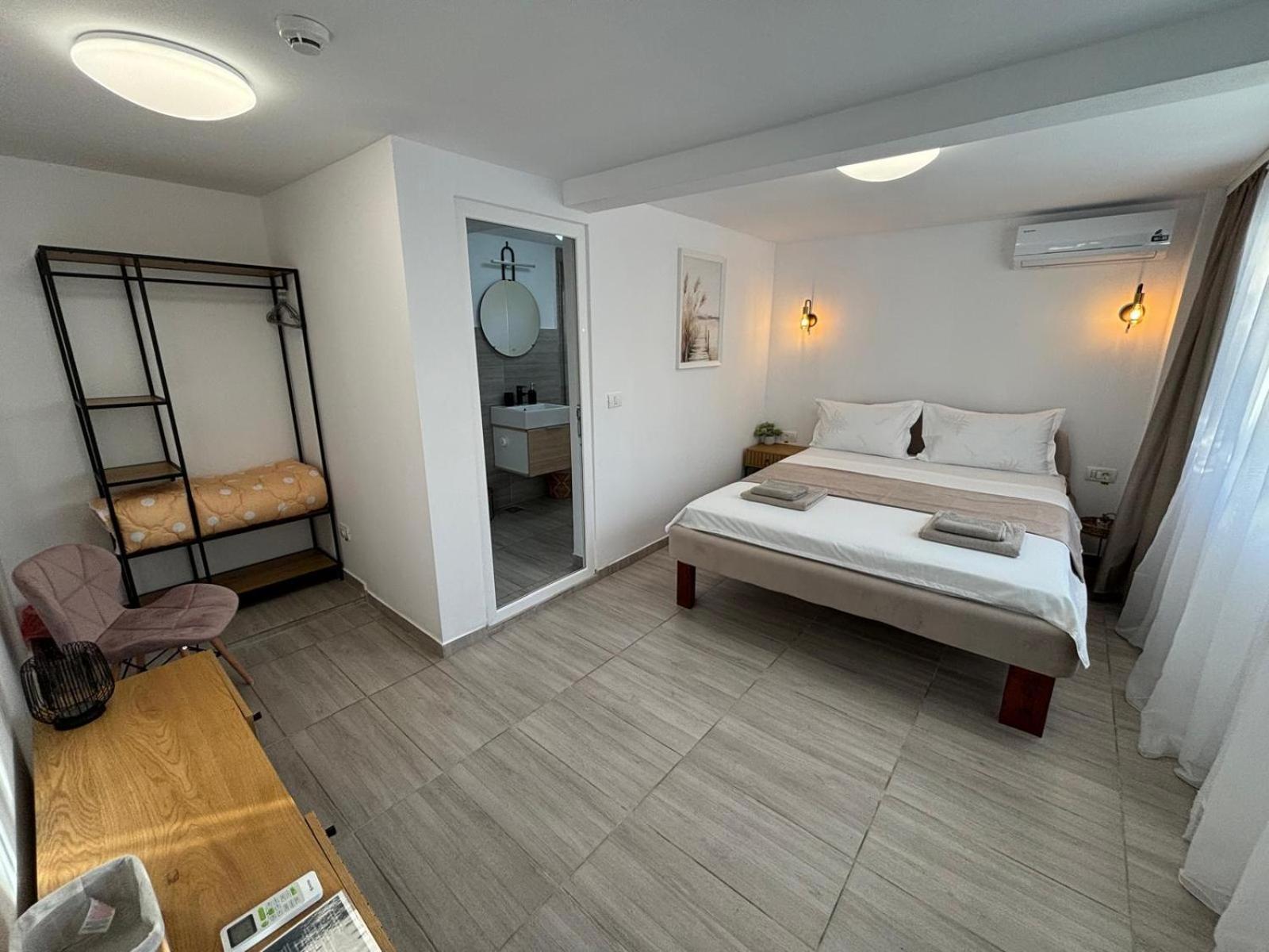 Hotel Born By The Sea Vama Veche Exterior foto