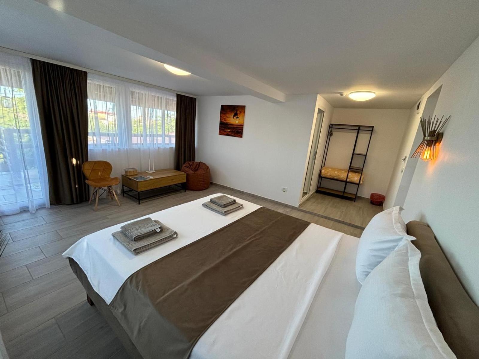 Hotel Born By The Sea Vama Veche Exterior foto